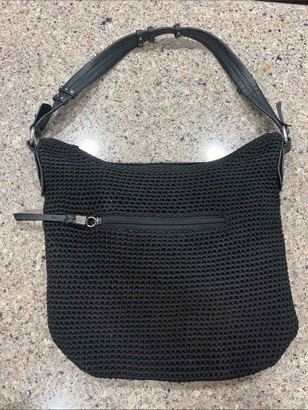 The sak Black Knit Shoulder Bag with Leather Strap z22